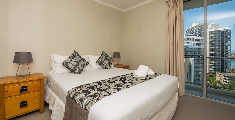Apartment, 3 Bedrooms - Guestroom