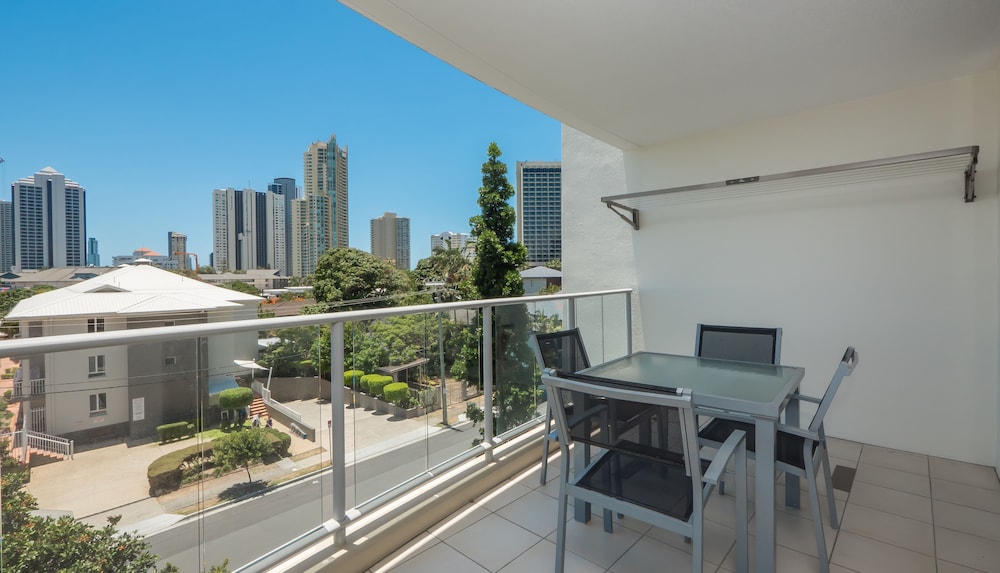 Standard Apartment, 1 Bedroom (With Study) - Balcony