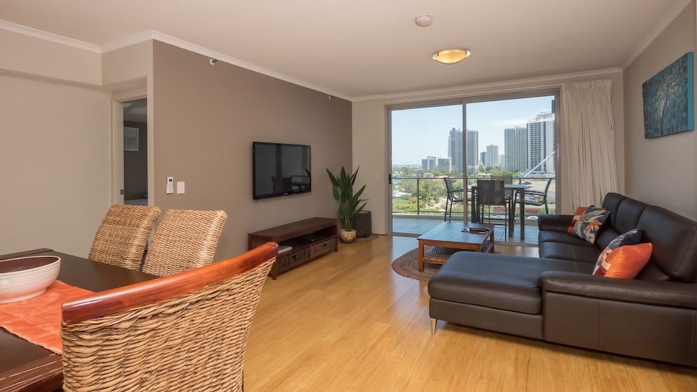 Apartment, 3 Bedrooms - Living Area