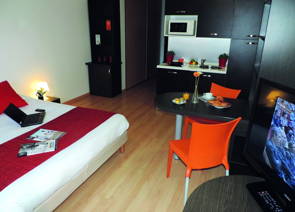 Studio, 1 Double Bed - Guestroom