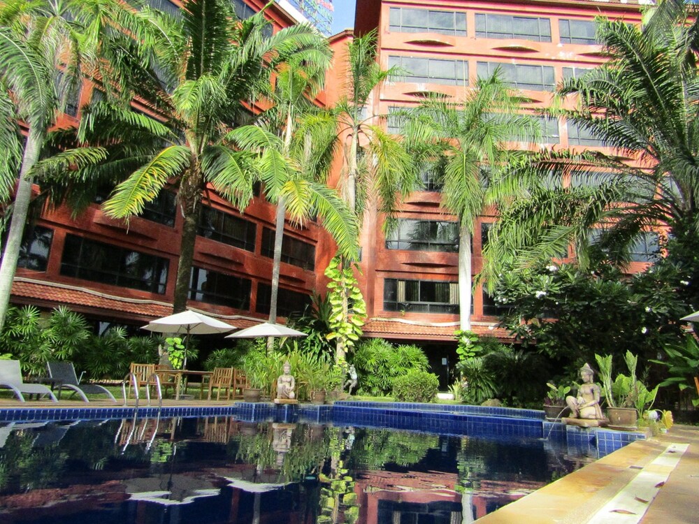 Indoor/Outdoor Pool