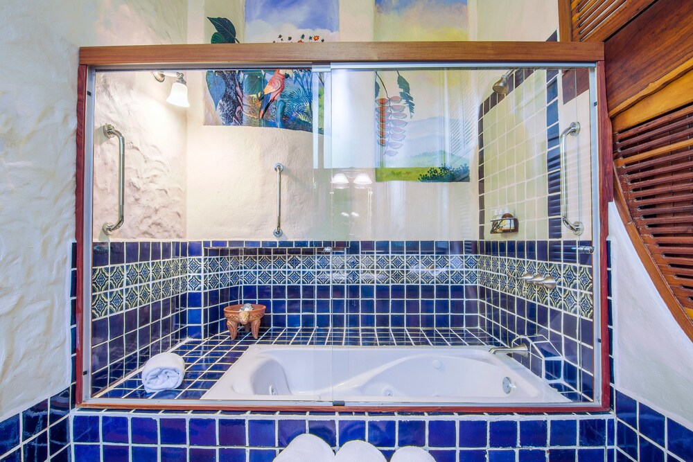 Jetted Tub