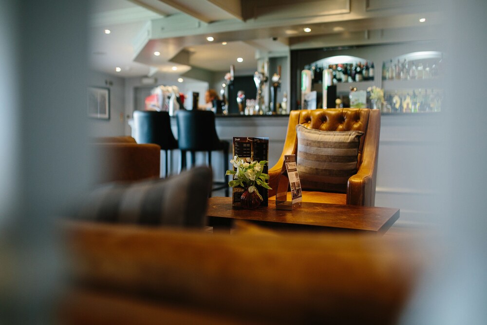Hotel Bar
