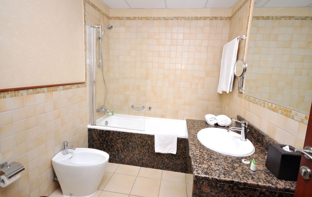 Deluxe Apartment, 1 Bedroom - Bathroom
