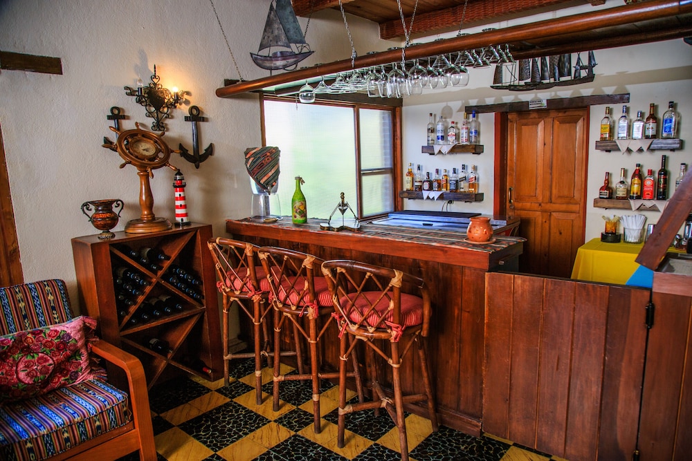 Hotel Bar