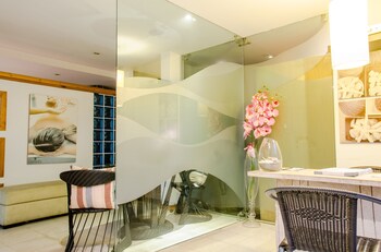 Spa Reception