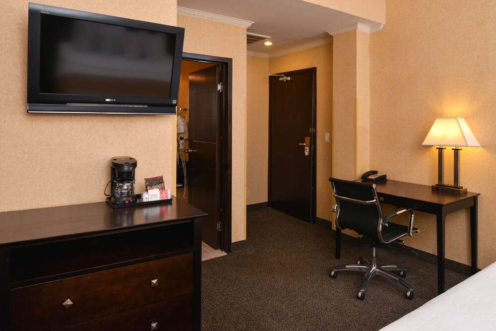 Guestroom View