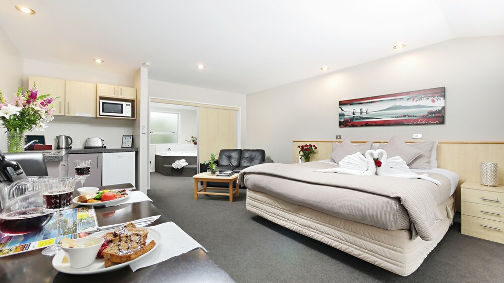 Executive Spa Suite - Featured Image