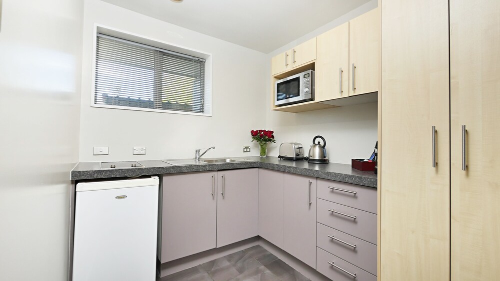 Executive Studio - In-Room Kitchen