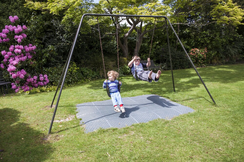 Childrens Play Area - Outdoor