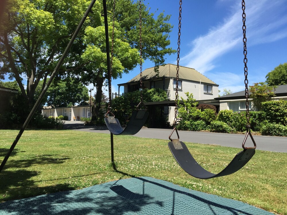 Childrens Play Area - Outdoor