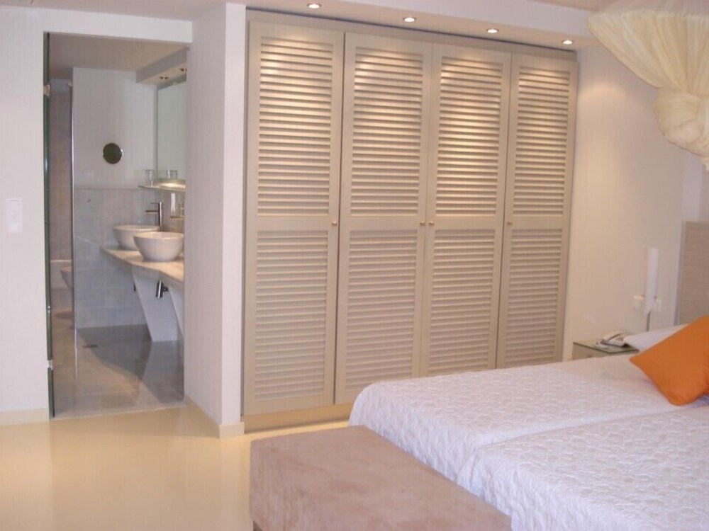 Comfort Room, Jetted Tub, Ground Floor - Guestroom