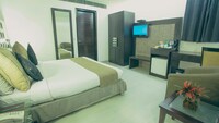 Premium Room, 1 King Bed