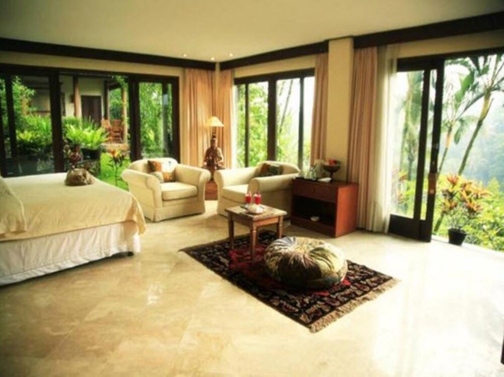 Suite (Saraswati) - Guestroom