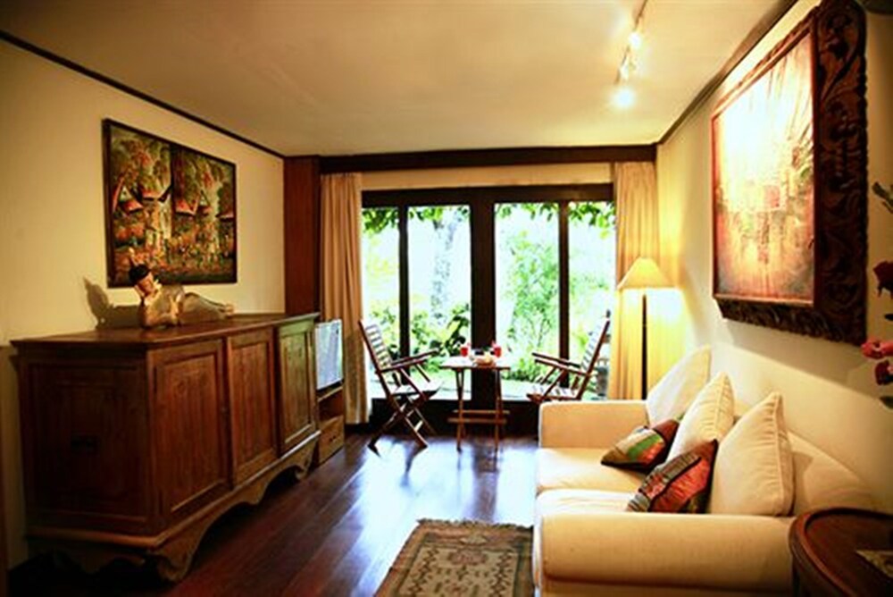 Suite (Ganesha) - Guestroom