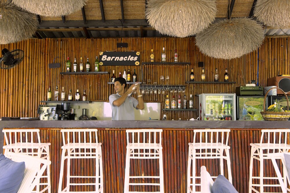 Hotel Bar