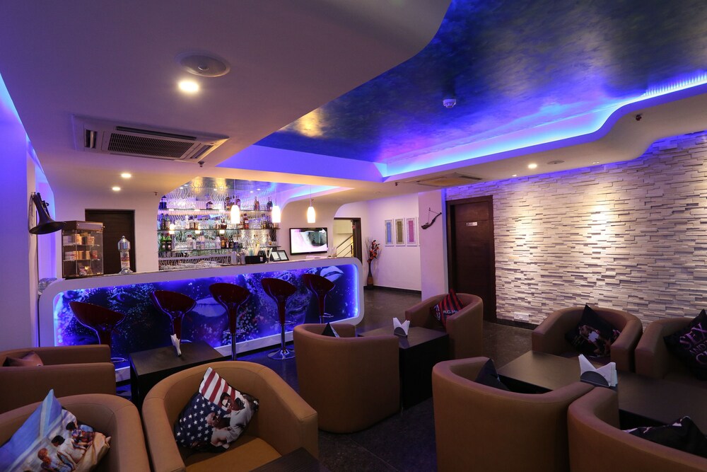 Hotel Bar