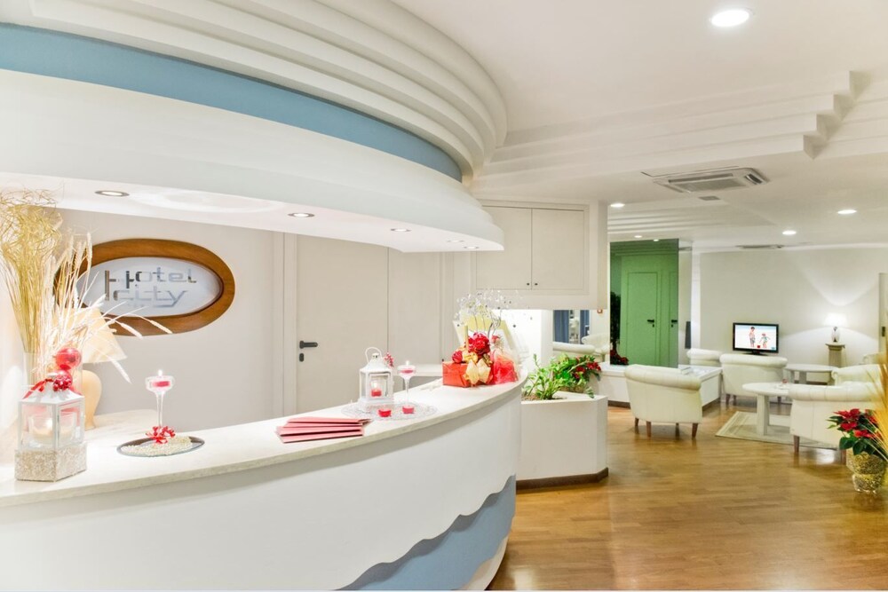 Hotel Lounge