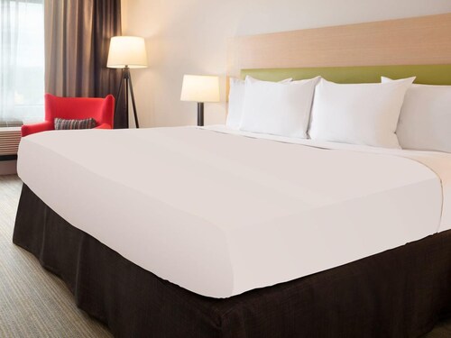 Country Inn & Suites by Radisson, Macon North, GA