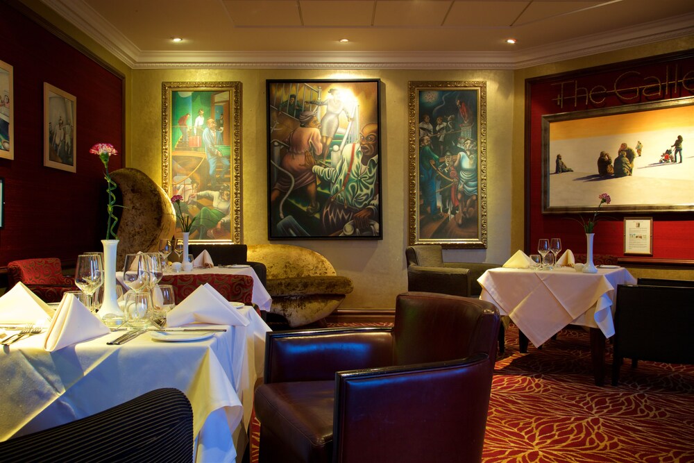 Hotel Lounge