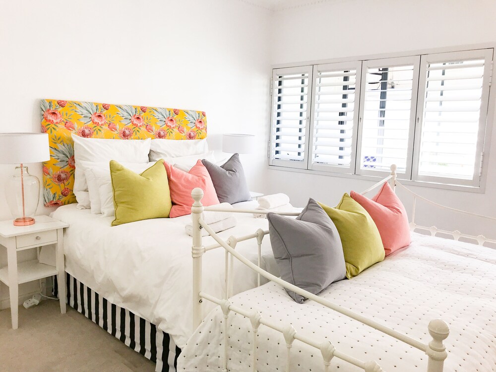 Studio Apartment - Guestroom