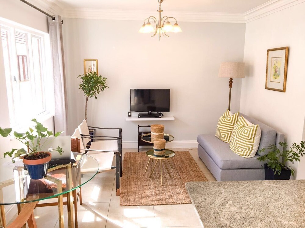 Standard Apartment, 2 Bedrooms - Living Area