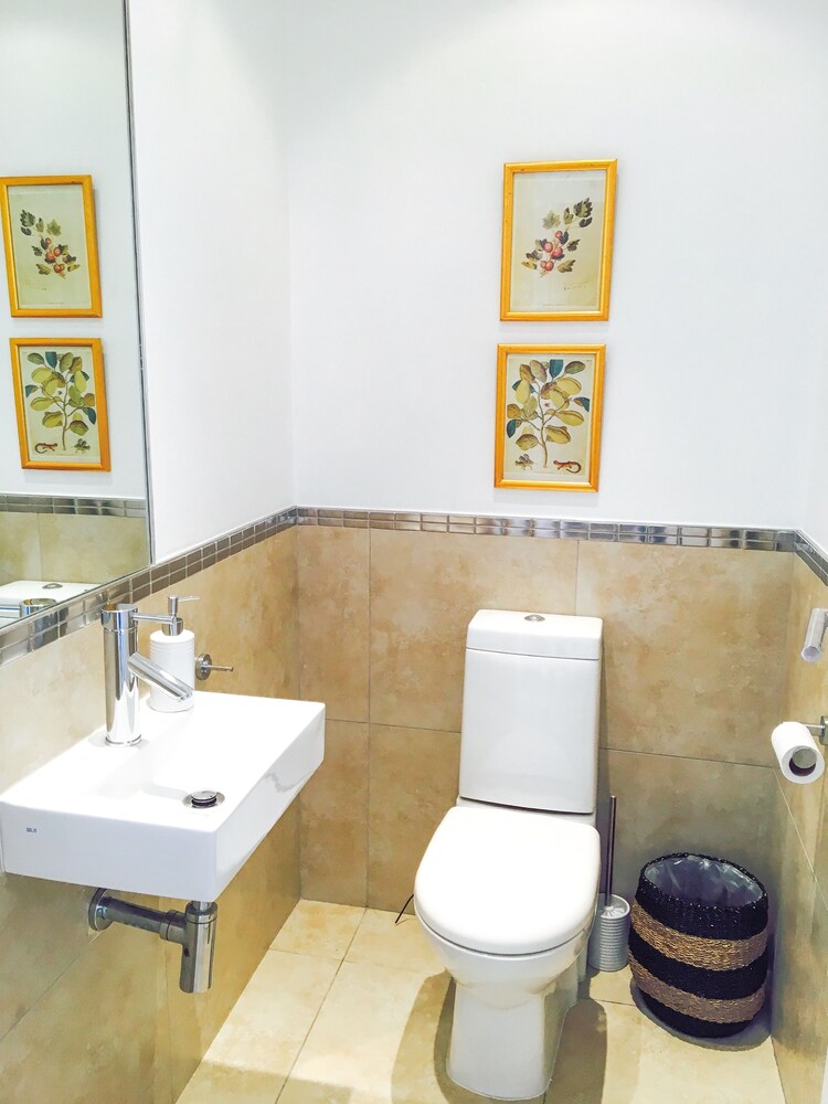 Standard Apartment, 2 Bedrooms - Bathroom