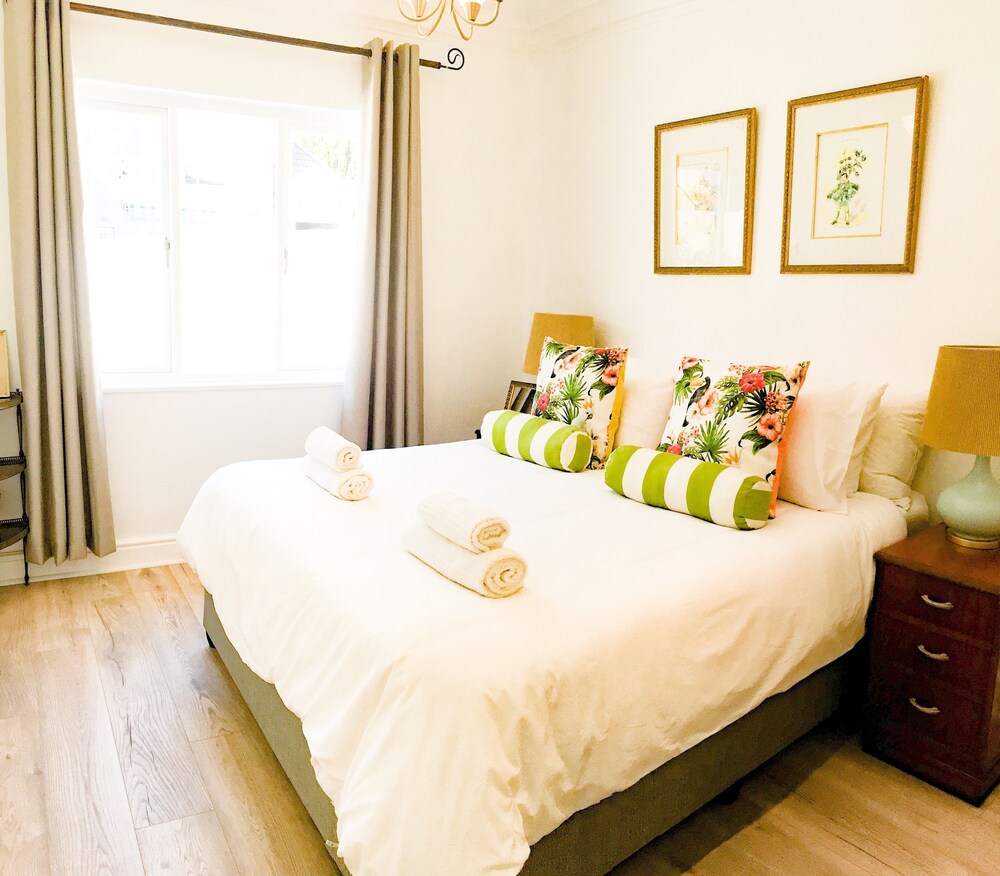 Standard Apartment, 2 Bedrooms - Guestroom
