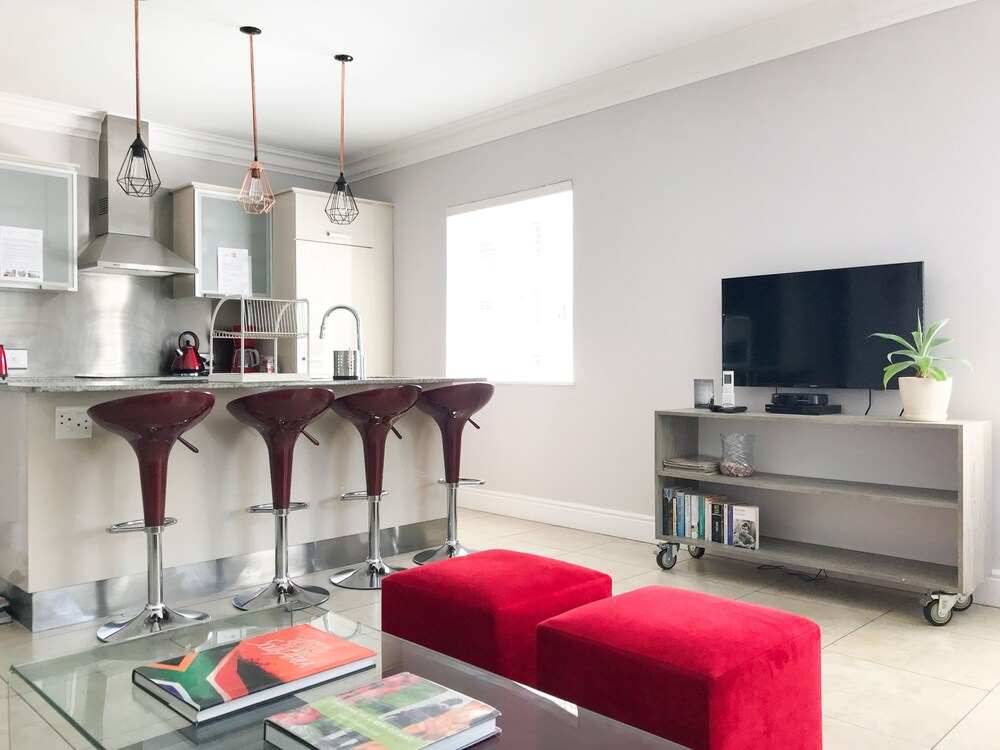 1 Bedroom Apartment - In-Room Kitchenette