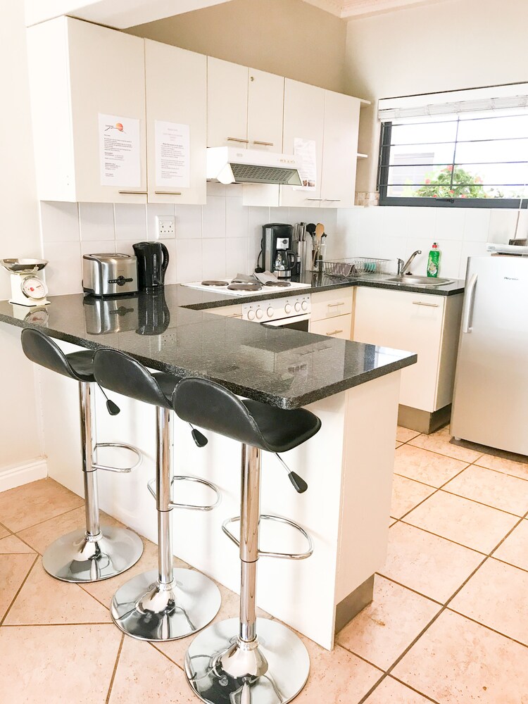 Studio Apartment - In-Room Kitchen
