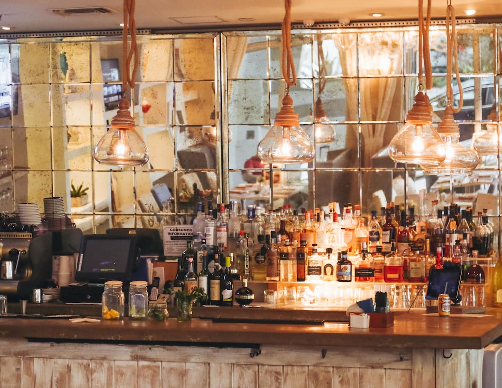 Hotel Bar