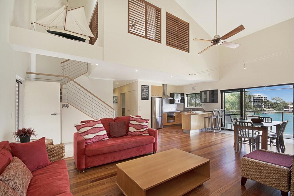 1 Bedroom Premium Loft Apartment - Living Area