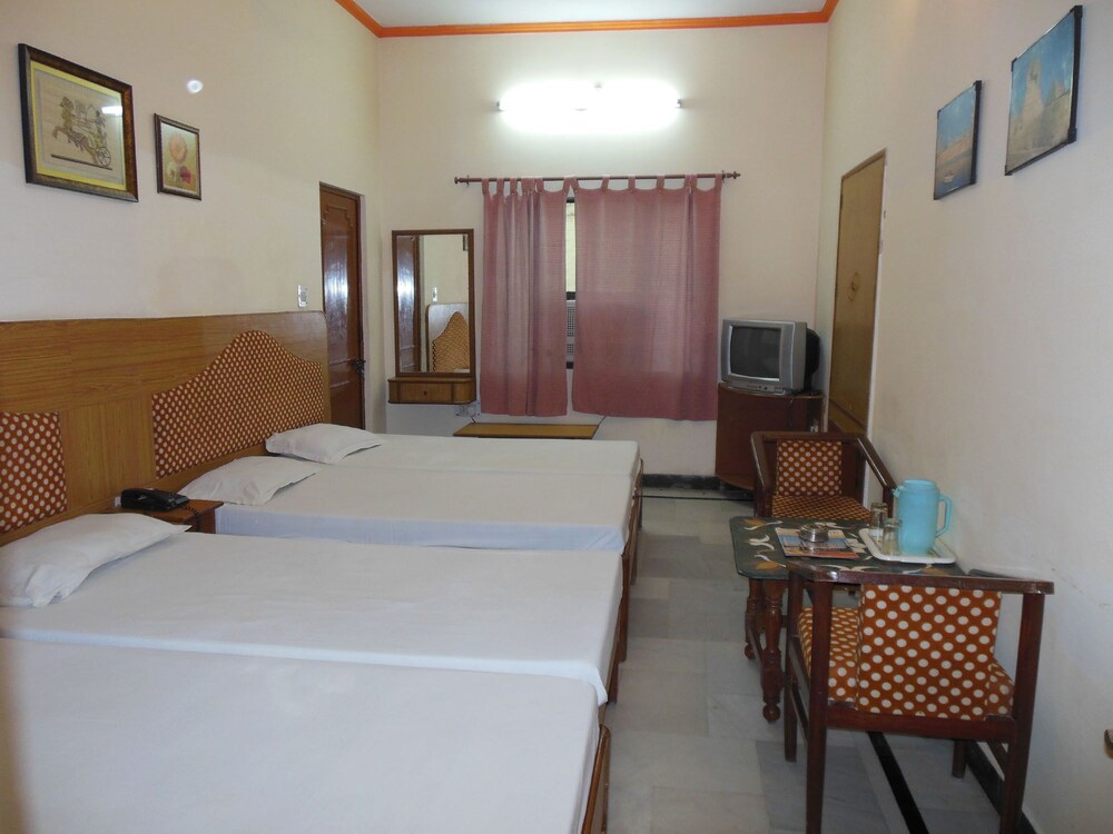 Guestroom
