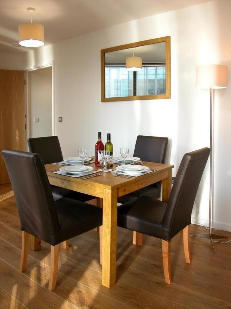 Apartment, 2 Bedrooms - In-Room Dining
