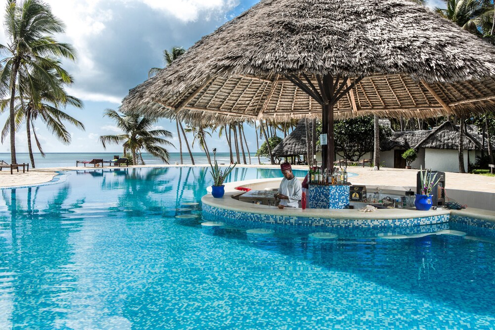 Poolside Bar