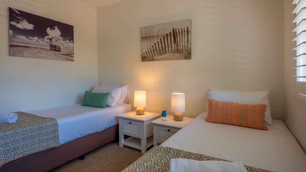 Two Bedroom Superior - Guestroom