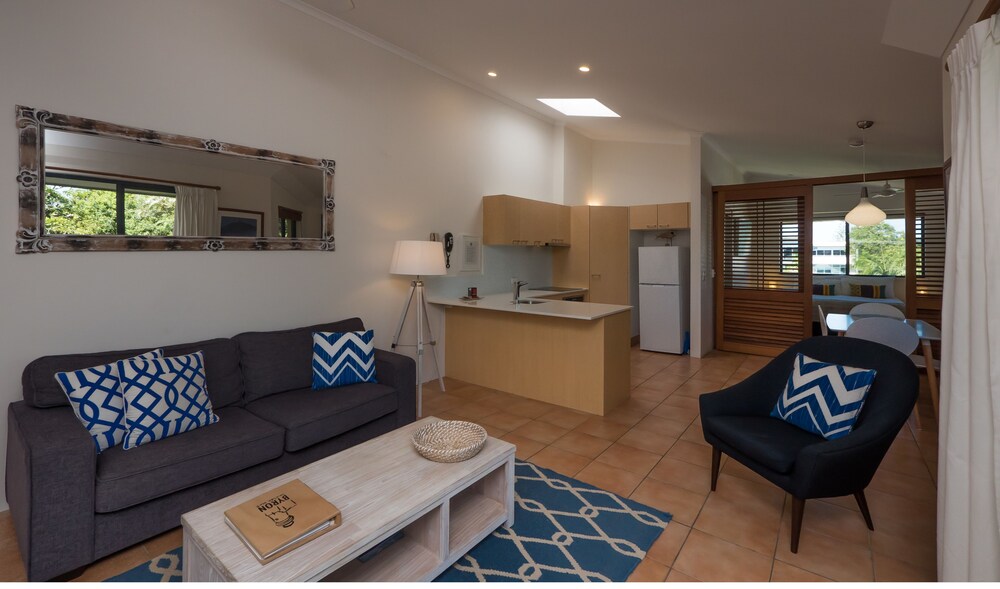 One Bedroom Superior - Living Area