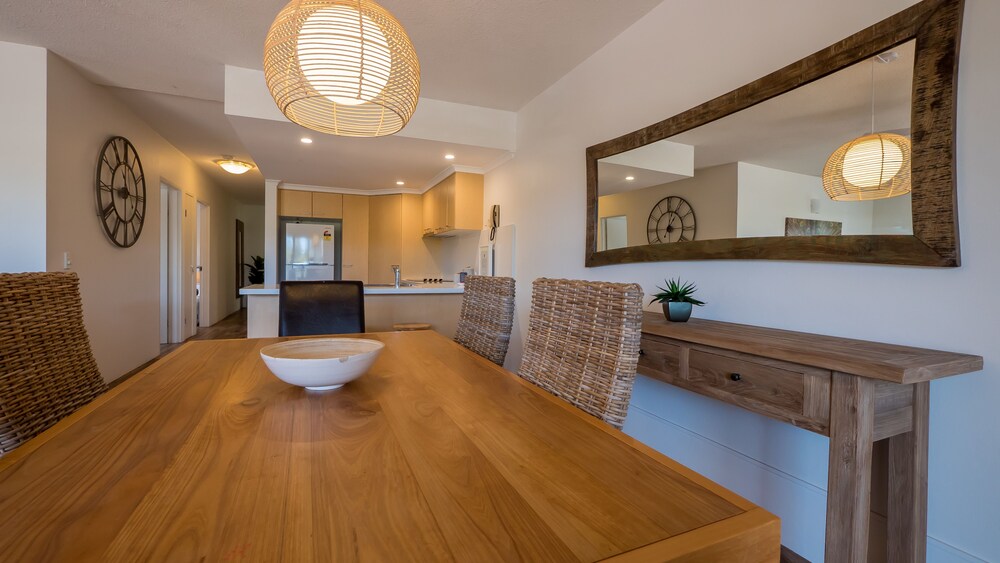 Two Bedroom Superior - In-Room Dining