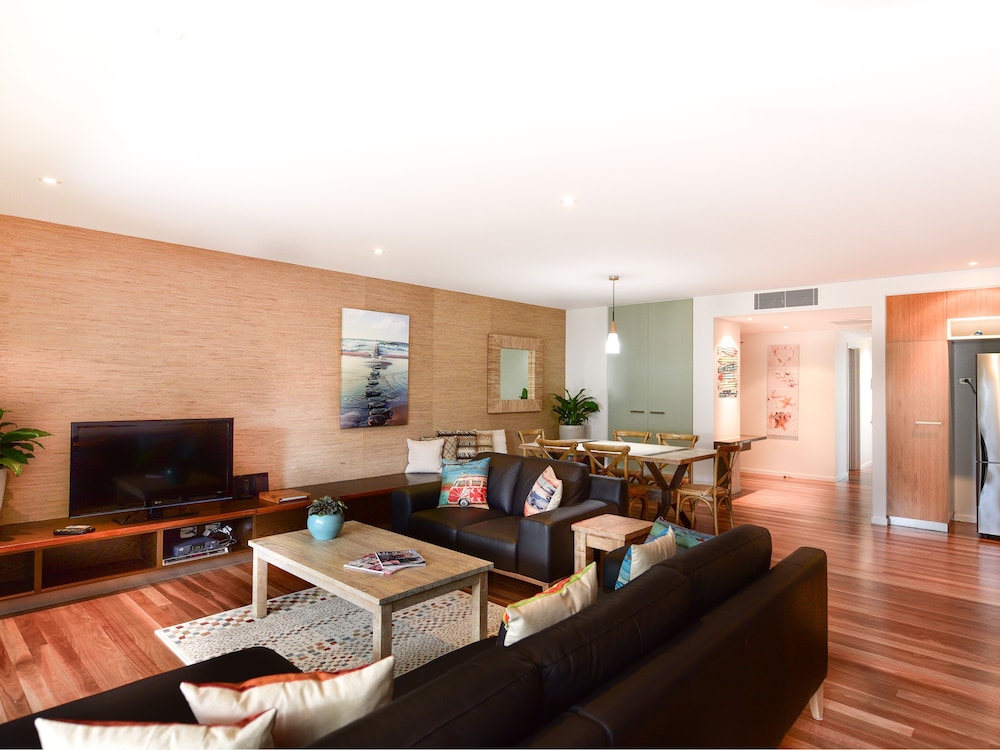 Villa, Poolside - Living Area