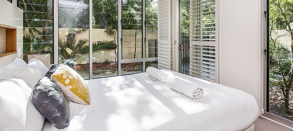 Penthouse (Belongil) - Guestroom