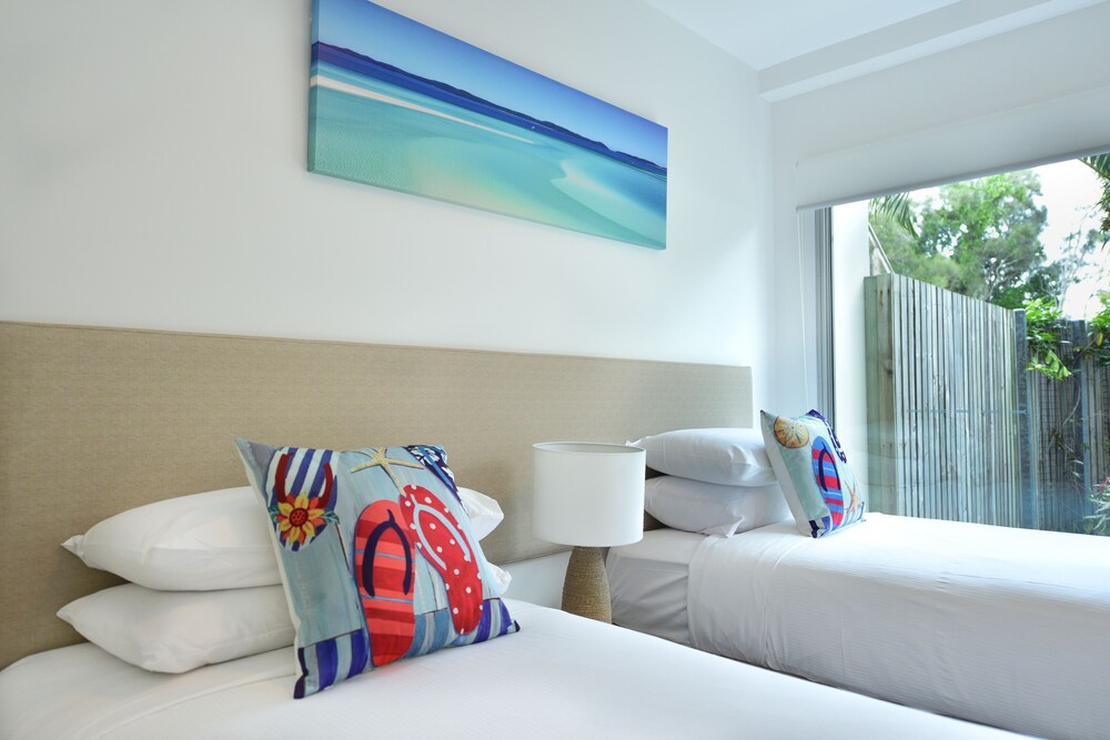 Villa, Poolside - Guestroom