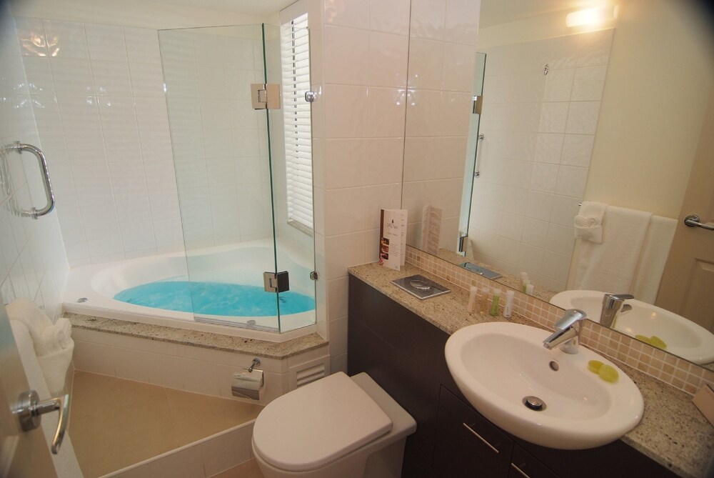 Jetted Tub