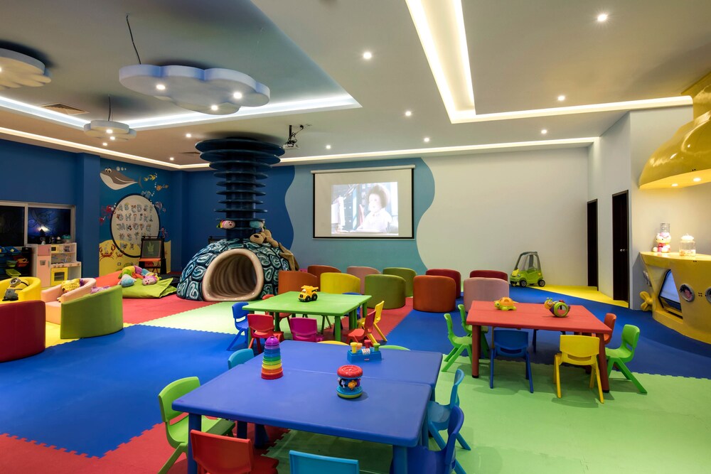Childrens Play Area - Indoor