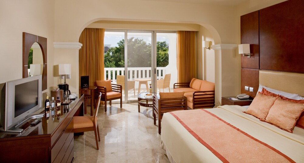 Guestroom View