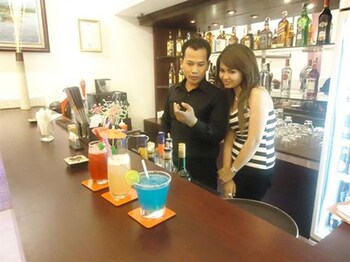 Hotel Bar