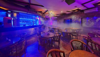 Hotel Bar