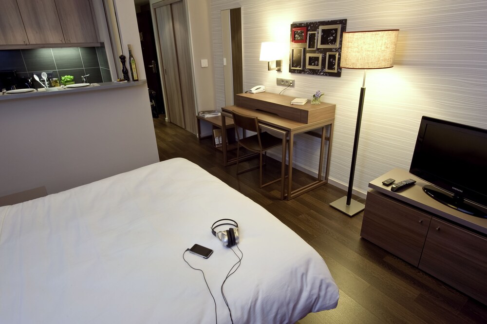 Studio (2 Persons 1 double or 2 Twin beds) - Guestroom