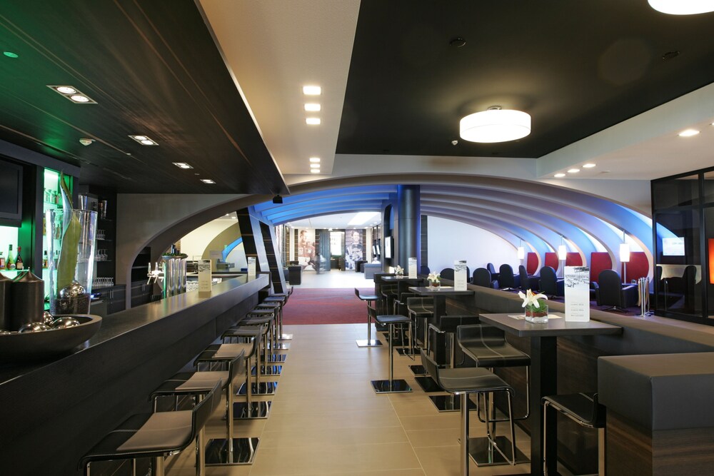 Hotel Bar