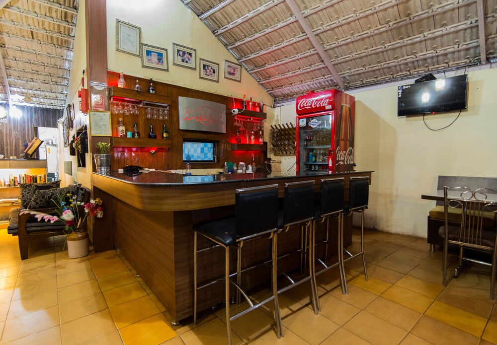 Hotel Bar