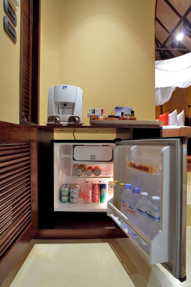 Mini-Refrigerator